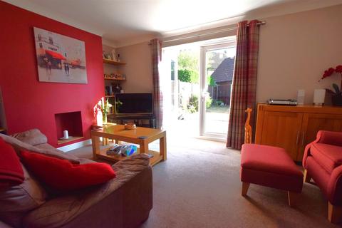 27 Cranemore, Werrington, Peterborough, PE4 5AJ