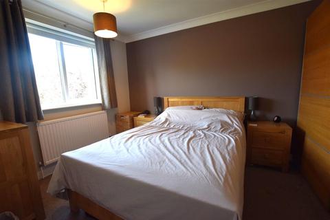 27 Cranemore, Werrington, Peterborough, PE4 5AJ