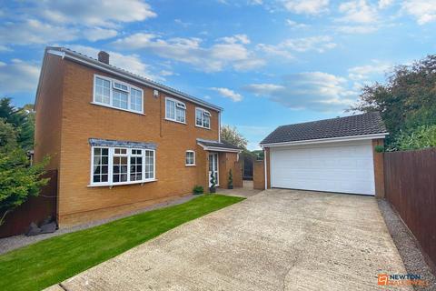 4 bedroom detached house for sale, Dunsberry, Bretton, Peterborough, PE3