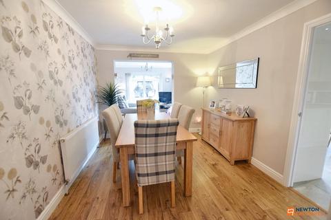 53 Dunsberry, Bretton, Peterborough, PE3 8LA