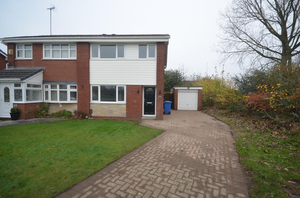 Buttermere Grove, Beechwood, Runcorn, WA7 2RF 3 bed semidetached house