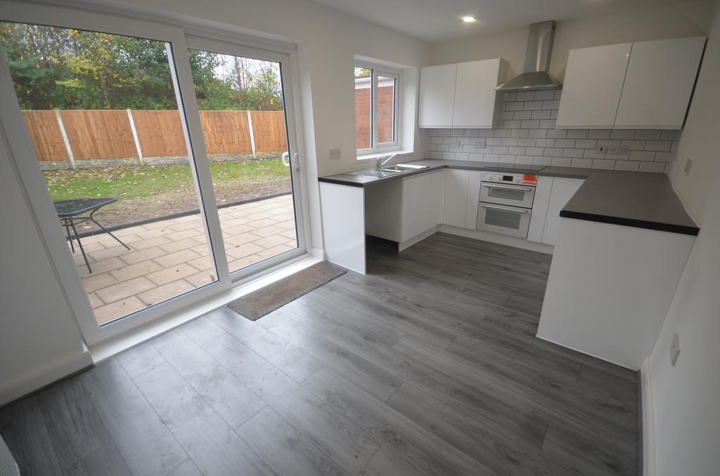 Buttermere Grove, Beechwood, Runcorn, WA7 2RF 3 bed semidetached house
