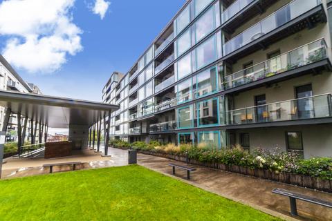 1 bedroom apartment for sale, Station Approach, Hayes, UB3