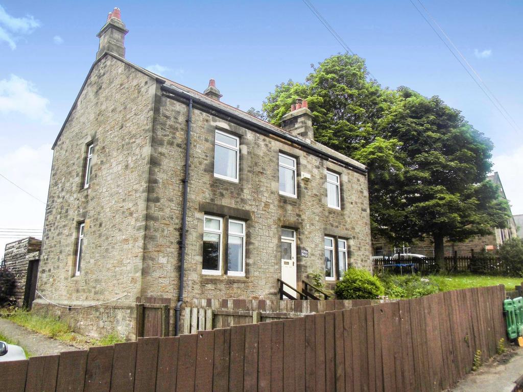 Marley Hill, Marley Hill, Newcastle upon Tyne, Tyne and Wear, NE16 5DT 3 bed detached house for