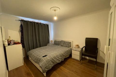 14 Hickin Close, London, SE7 8SH