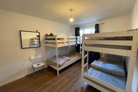 14 Hickin Close, London, SE7 8SH