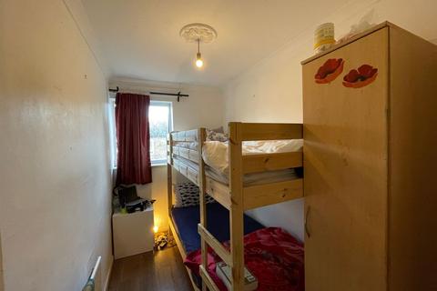 14 Hickin Close, London, SE7 8SH