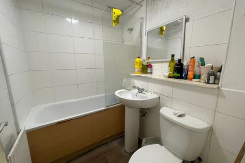 14 Hickin Close, London, SE7 8SH