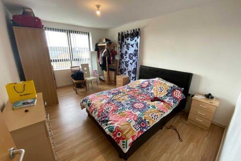2 bedroom apartment for sale - Moss Lane East, Manchester