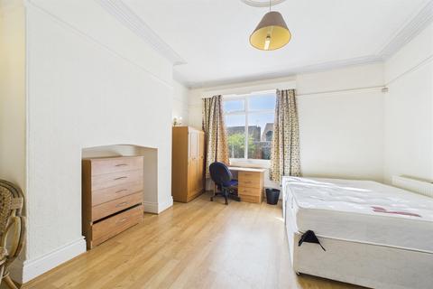 undefined, Rosebery Crescent, Newcastle Upon Tyne