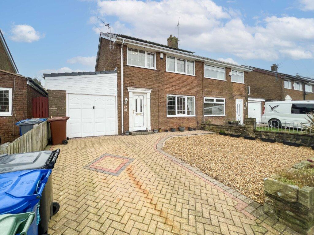 Ramsey Avenue, Bacup, Rossendale 3 bed semidetached house for sale £