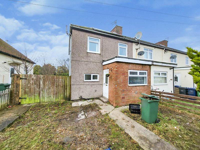South Crescent, Boldon Colliery, Tyne... 3 bed semidetached house for