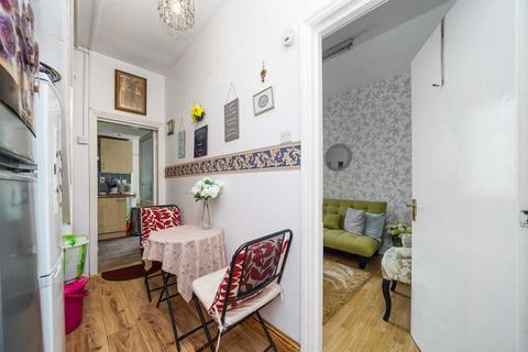 3 bedroom terraced house for sale - Frinton Road, Beckton E6 3HE