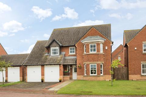 48 Lindsay Circus, Rosewell, EH24 9EP