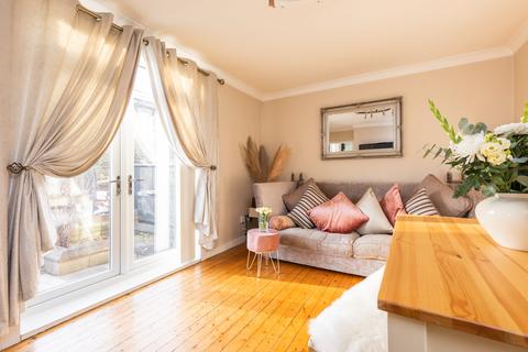 2 bedroom flat for sale - 5 Crewe Loan, Edinburgh, EH5 2LW