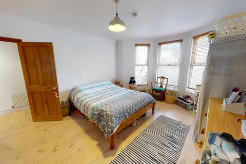 1 bedroom flat to rent, Sackville Road, Hove, BN3