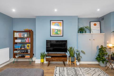 Basement Flat, 7 Venner Road, London, SE26 5EQ