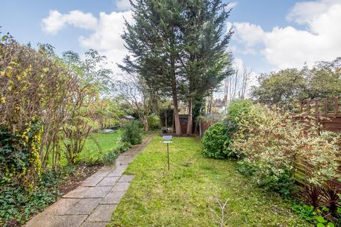 Basement Flat, 7 Venner Road, London, SE26 5EQ