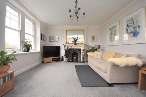 2 bedroom apartment for sale - Flat 2 Portman House, 12 Royal Buildings, Stanwell Road, Penarth, CF64 3ED
