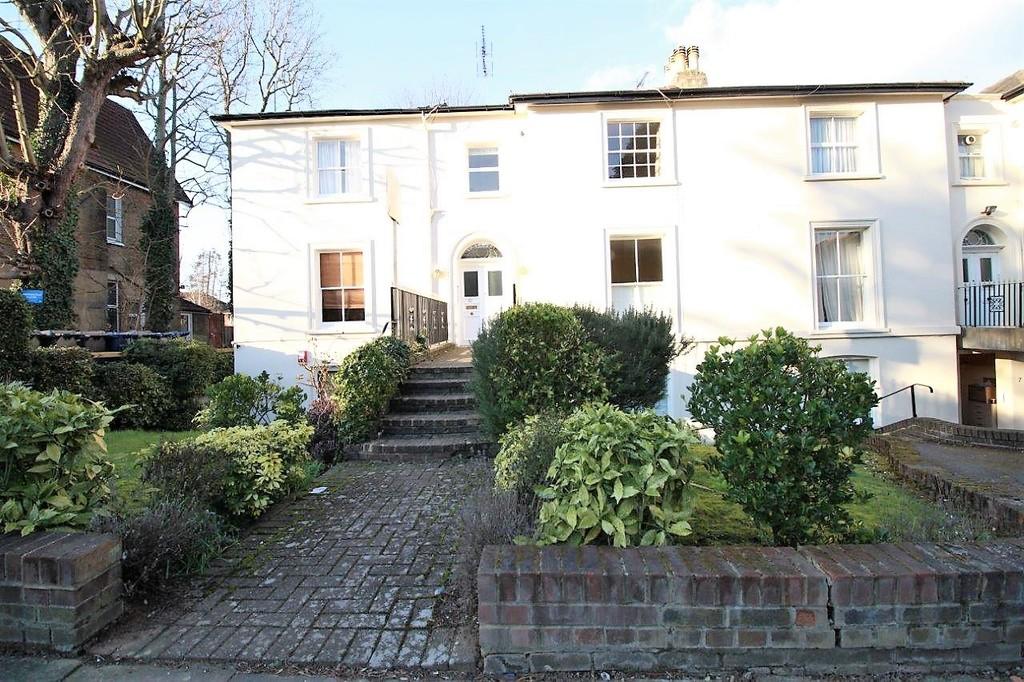 Torrington Park, North Finchley, London, N12 1 bed apartment to rent