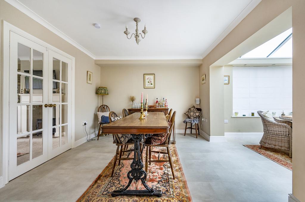 Ashfield Road, Morley, LS27 3 bed semidetached house £330,000