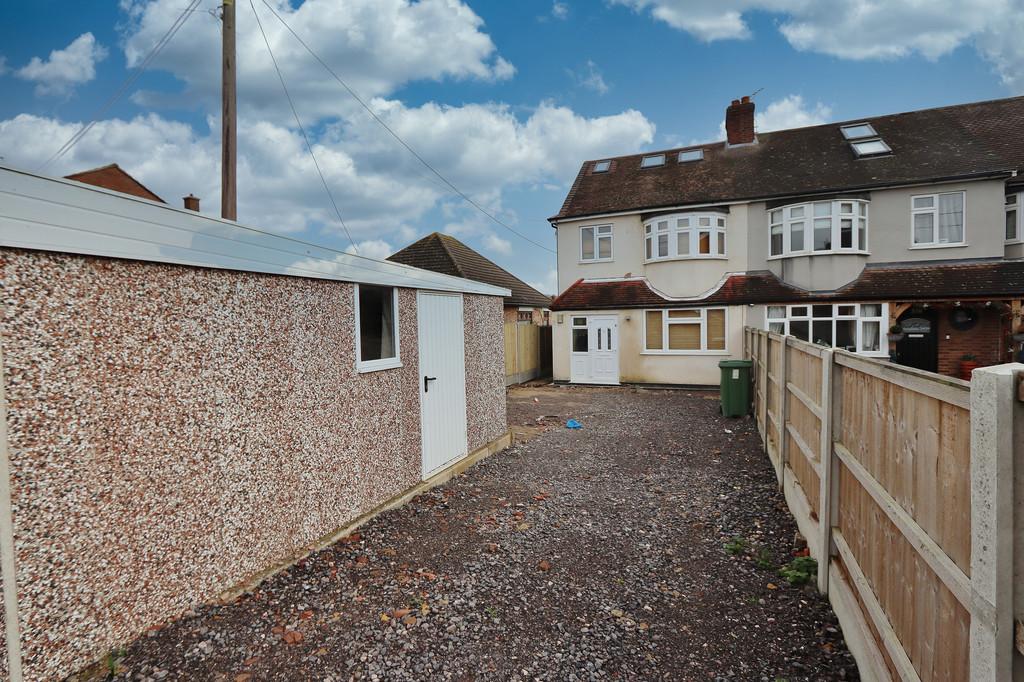 Houses For Sale Lodge Lane Romford at Carlos Doe blog