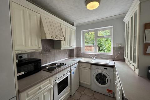 undefined, 10 Ilex Close Englefield Green Egham Surrey