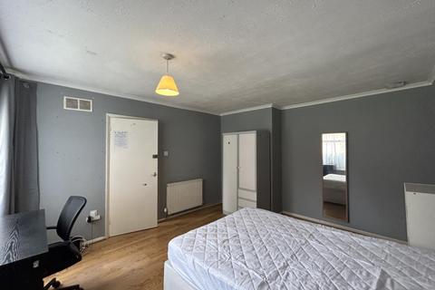 undefined, 10 Ilex Close Englefield Green Egham Surrey