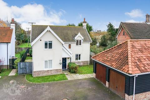 4 bedroom detached house for sale - Green Man Close, Oakley, Diss