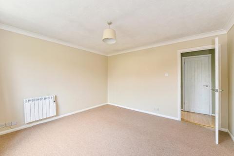 2 bedroom apartment to rent, Sandringham Road, Petersfield