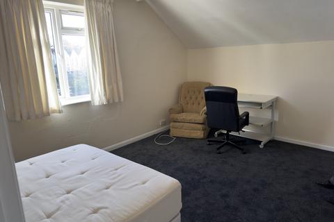 1 bedroom in a house share to rent, Stapleton Road, Bristol BS5