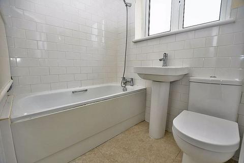 2 bedroom apartment to rent, 14 Wordsworth Road, Penenden Heath