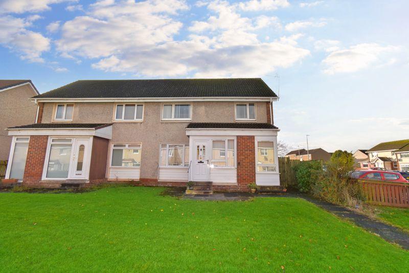 Strathyre Gardens, Moodiesburn 3 bed semidetached house for sale £147,000