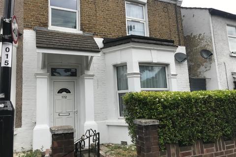 5 bedroom semi-detached house to rent - Pawsons Road, Croydon, Surrey