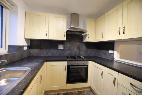 3 bedroom end of terrace house to rent, Widecombe Way, Exeter