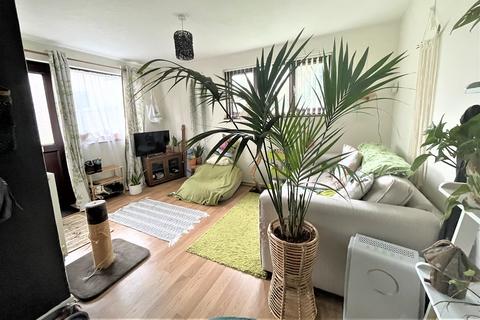 20 Carnoustie Drive, Lowestoft, NR33 9JW