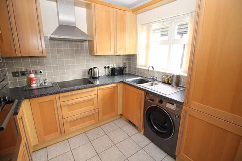 2 bedroom apartment for sale - Limpsfield Road, Warlingham