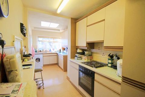 75 Windmill Lane, Greenford, UB6 9DR