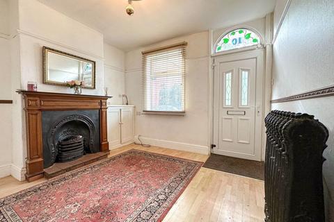 10 Deansgate, Leek, ST13 6JF