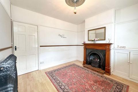 10 Deansgate, Leek, ST13 6JF