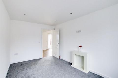 3 bedroom end of terrace house to rent - Mcgahey Drive, Glasgow