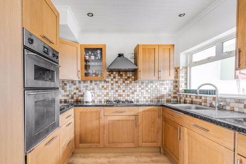 12 Rowan Crescent, London, SW16 5JB