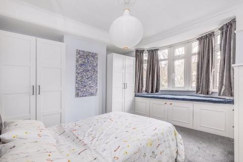 12 Rowan Crescent, London, SW16 5JB