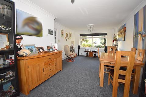 4 bedroom detached house for sale - Wrefords Close, Exeter, EX4