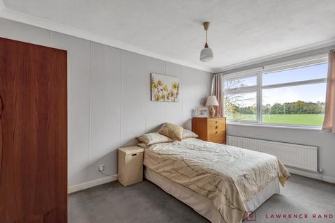 3 bedroom end of terrace house for sale - Pond Green, Ruislip, Middlesex, HA4