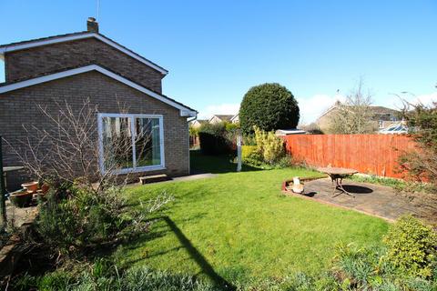 7 Barnards Close, Yatton, Bristol, BS49 4HZ