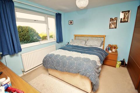7 Barnards Close, Yatton, Bristol, BS49 4HZ