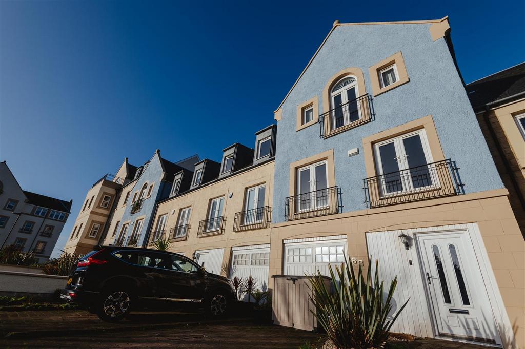 88 Harbourside-64.jpg