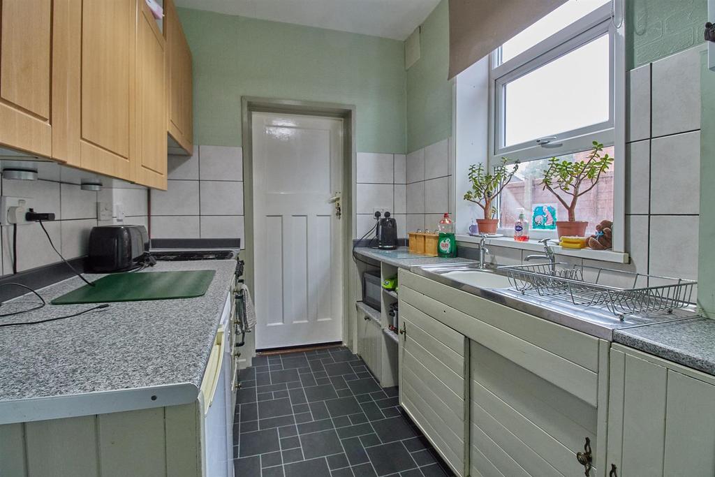 Byron Street, Barwell 3 bed semidetached house £180,000