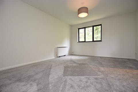 undefined, Oakside Court, Horley